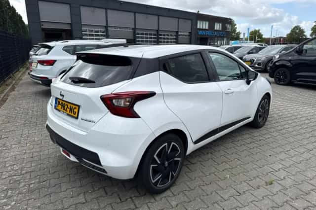 Nissan Micra (2022) thumbnail 2