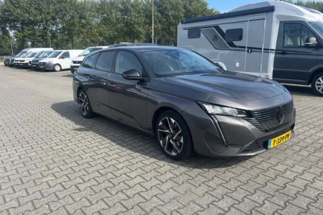 Peugeot 308 (2023) thumbnail 4