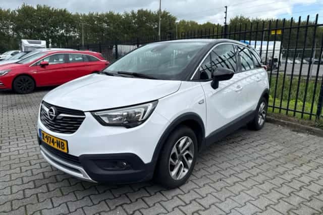 Opel Crossland (2019) thumbnail 1