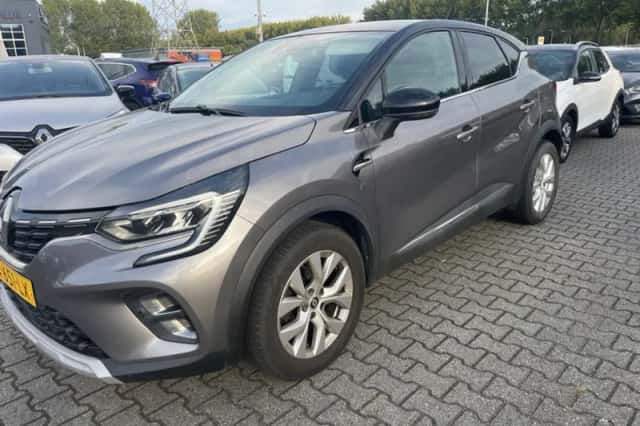 Renault Captur (2021) thumbnail 1