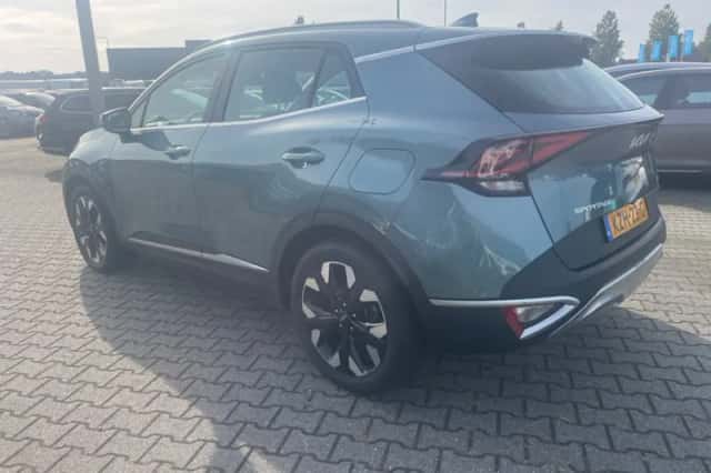 Kia Sportage (2023) thumbnail 2