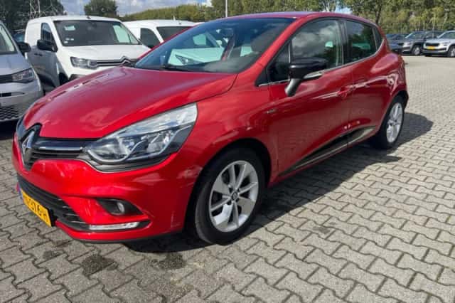 Renault Clio (2017) thumbnail 1