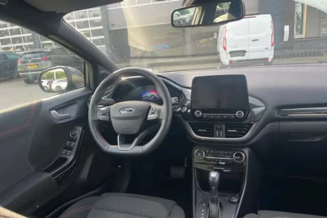 Ford Puma (2024) thumbnail 4