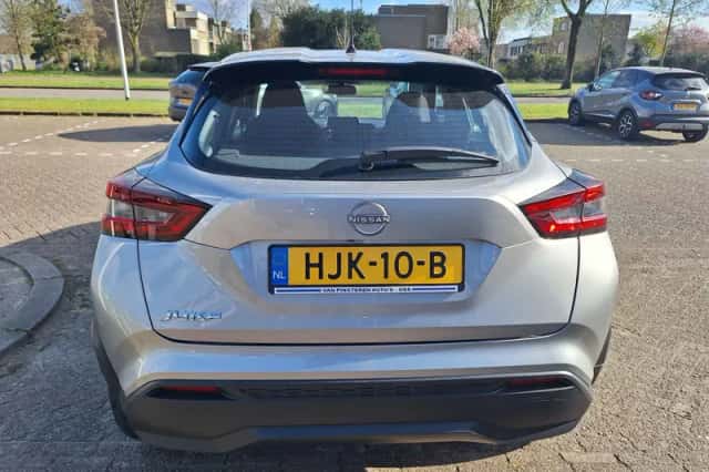 Nissan Juke (2023) thumbnail 6