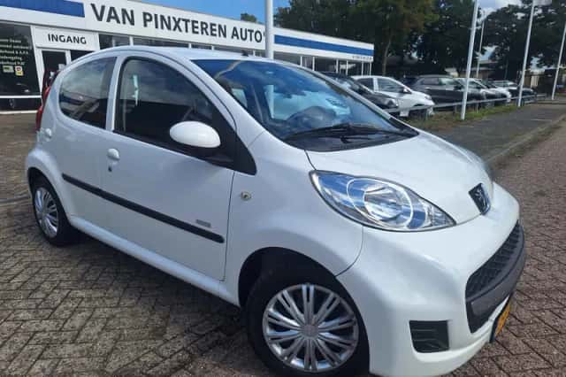 Peugeot 107 (2011) thumbnail 1