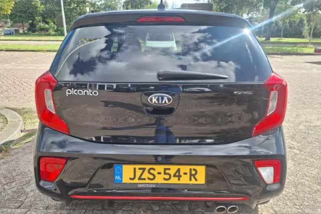 Kia Picanto (2017) thumbnail 5