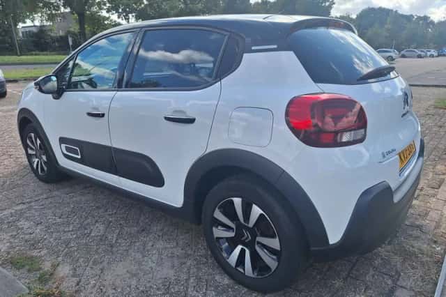 Citroën C3 (2023) thumbnail 3