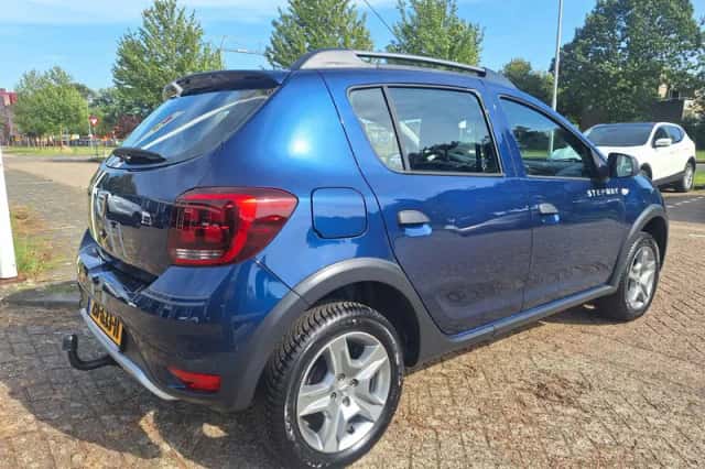 Dacia Sandero (2018) thumbnail 5