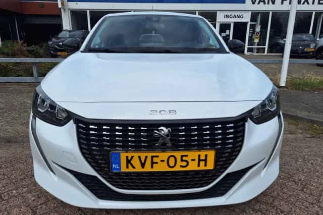 Peugeot 208 (2023) thumbnail 6