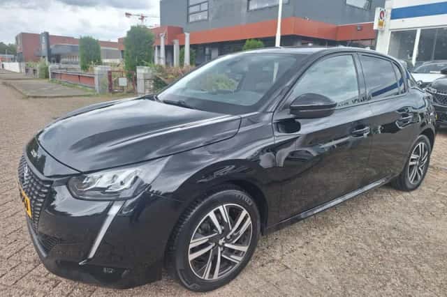 Peugeot 208 (2021) thumbnail 2