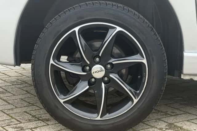 Peugeot Expert (2015) thumbnail 2