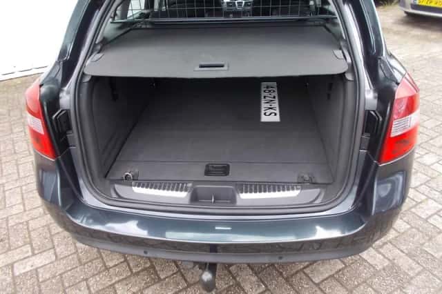 Renault Laguna (2008) thumbnail 6