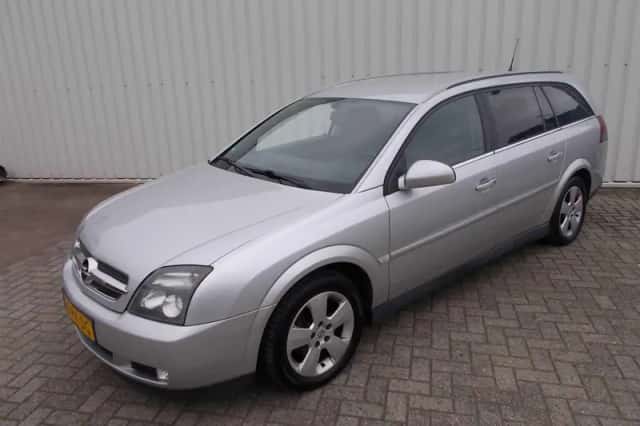Opel Vectra (2005) thumbnail 1