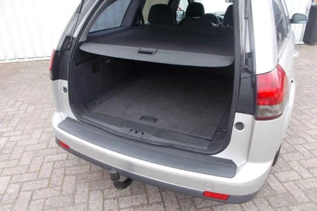 Opel Vectra (2005) thumbnail 6