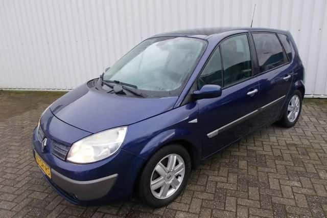 Renault Scénic (2006) thumbnail 1