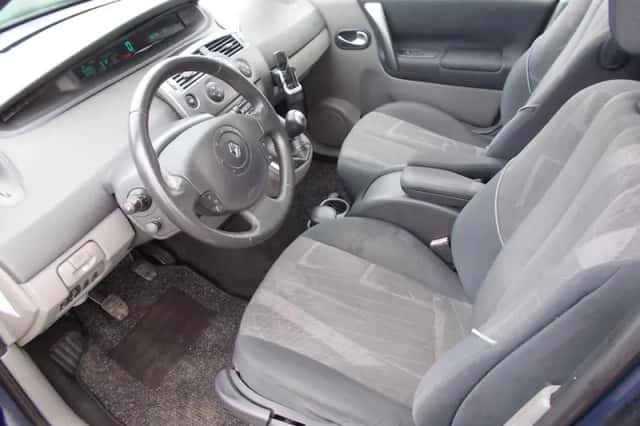 Renault Scénic (2006) thumbnail 3