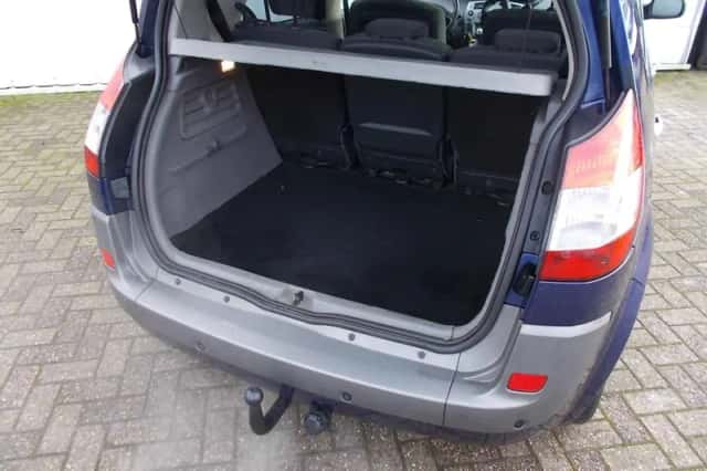 Renault Scénic (2006) thumbnail 6