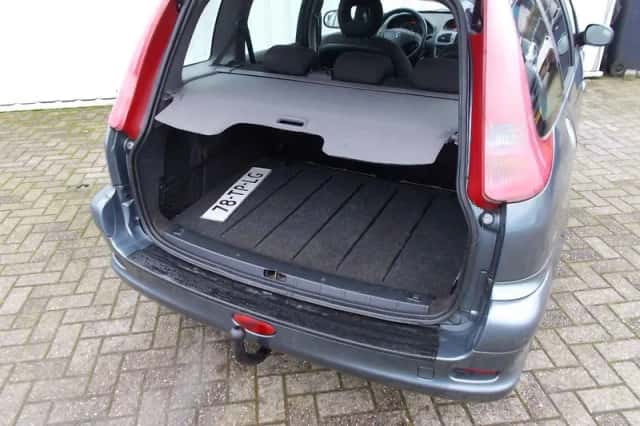 Peugeot 206 (2007) thumbnail 6