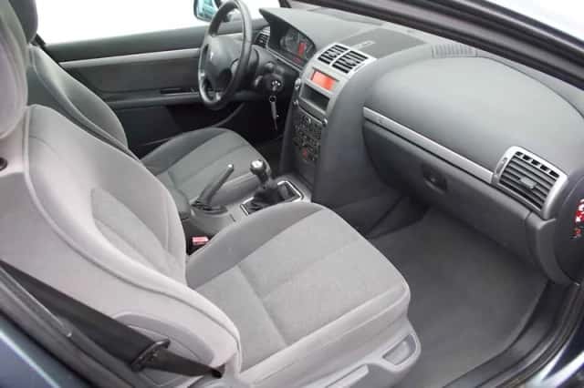 Peugeot 407 (2006) thumbnail 4