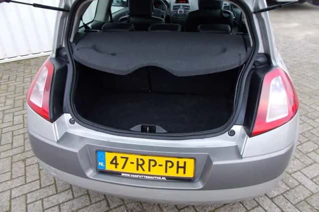 Renault Mégane (2005) thumbnail 6