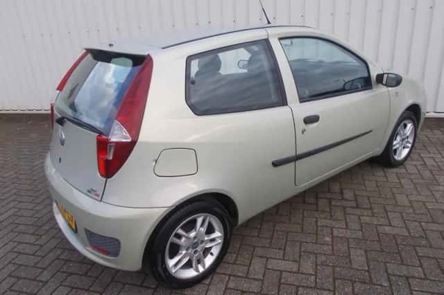 Fiat Punto (2005) thumbnail 2