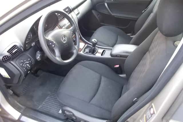 Mercedes-Benz C-Klasse (2005) thumbnail 3