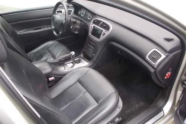 Peugeot 607 (2006) thumbnail 4