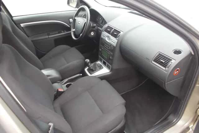 Ford Mondeo (2005) thumbnail 4