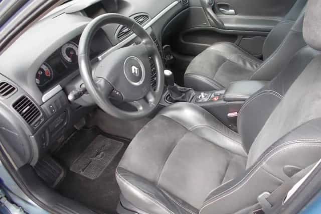 Renault Laguna (2005) thumbnail 3