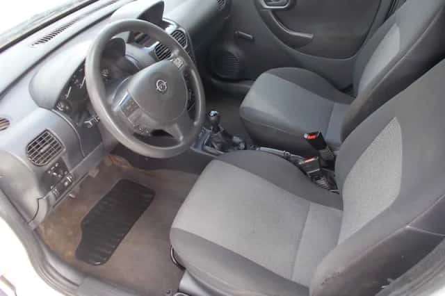 Opel Combo (2008) thumbnail 3