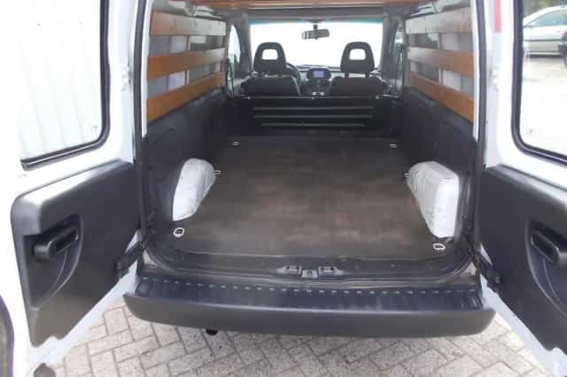 Opel Combo (2008) thumbnail 6