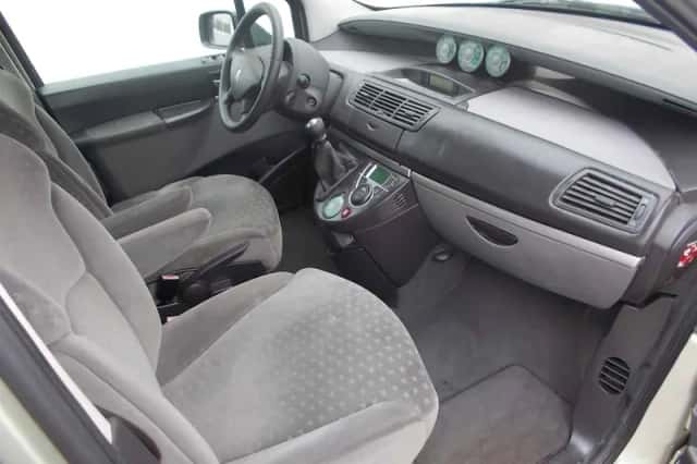 Peugeot 807 (2005) thumbnail 4