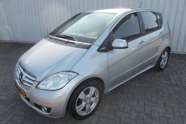 Mercedes-Benz A-Klasse (2010) thumbnail 1