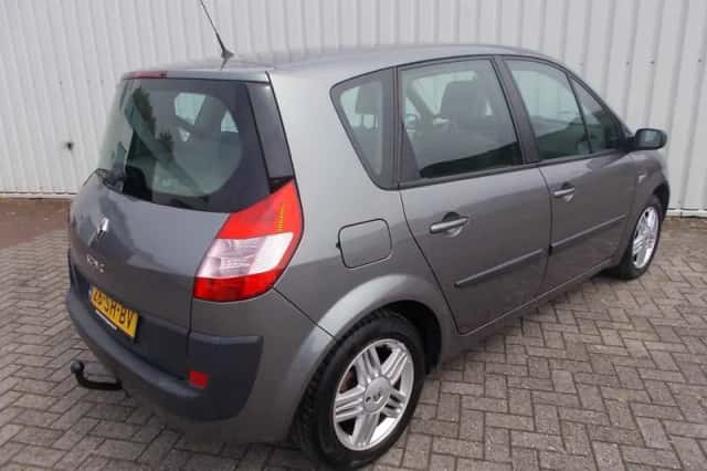 Renault Scénic (2006) thumbnail 2