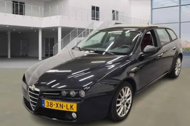 Alfa Romeo 159 (2007) thumbnail 1