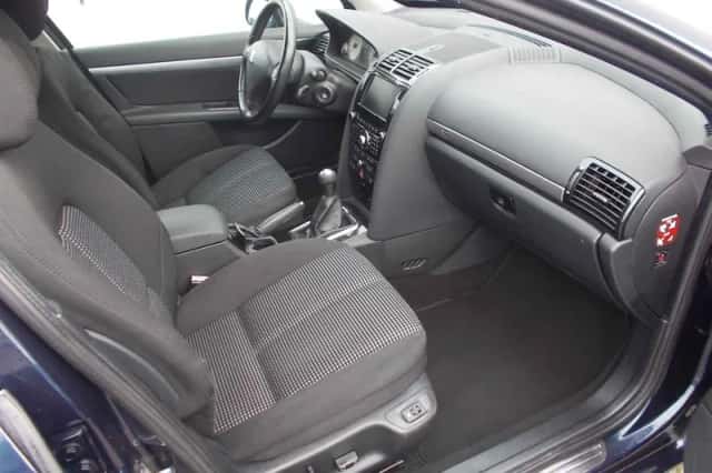 Peugeot 407 (2009) thumbnail 4