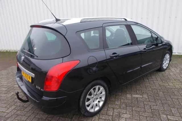 Peugeot 308 (2009) thumbnail 2