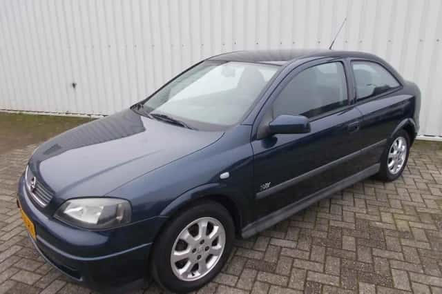 Opel Astra (2003) thumbnail 1