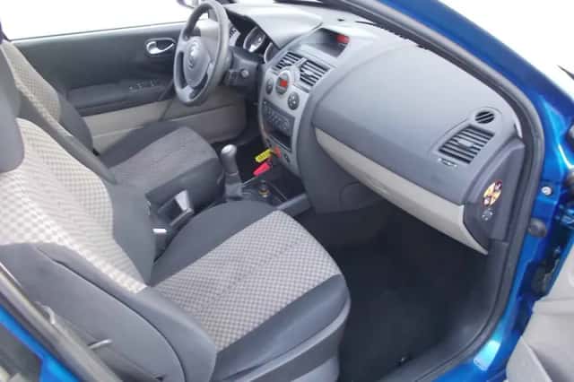 Renault Mégane (2004) thumbnail 4