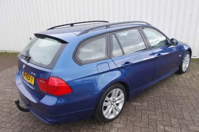 BMW 3-Serie (2009) thumbnail 2