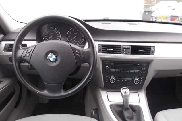 BMW 3-Serie (2009) thumbnail 5