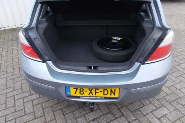 Opel Astra (2007) thumbnail 6