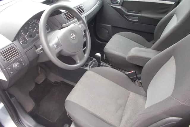 Opel Meriva (2004) thumbnail 3