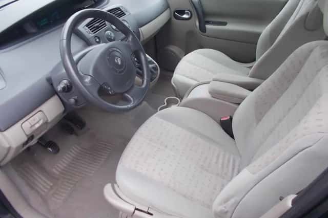 Renault Scénic (2006) thumbnail 3