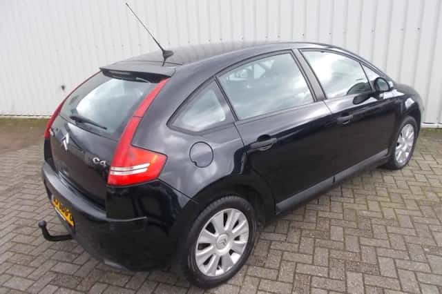 Citroën C4 (2008) thumbnail 2