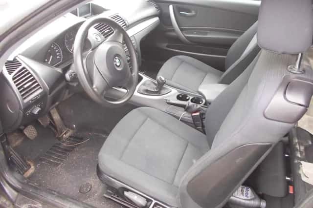 BMW 1-Serie (2010) thumbnail 3