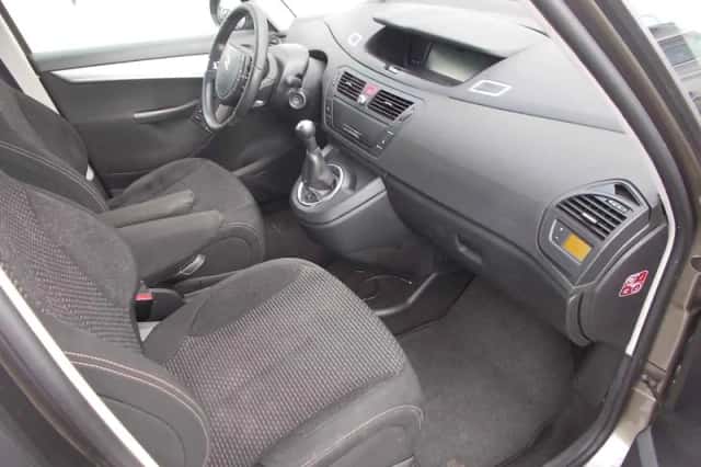 Citroën C4 Picasso (2009) thumbnail 4