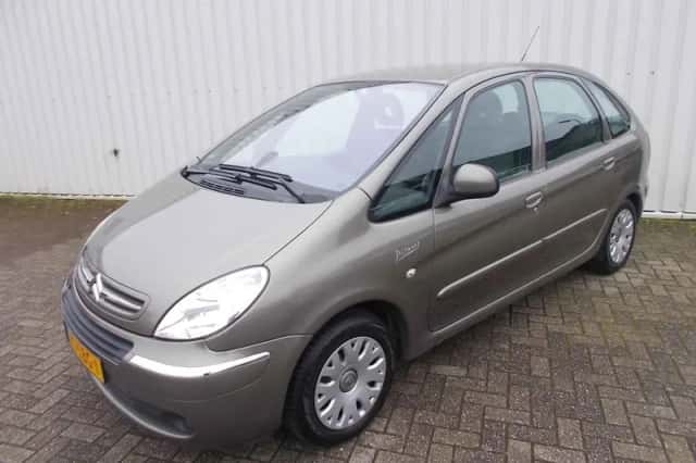 Citroën Xsara Picasso (2010) thumbnail 1