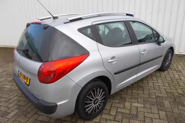 Peugeot 207 (2008) thumbnail 2