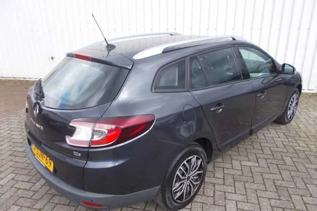 Renault Mégane (2013) thumbnail 2
